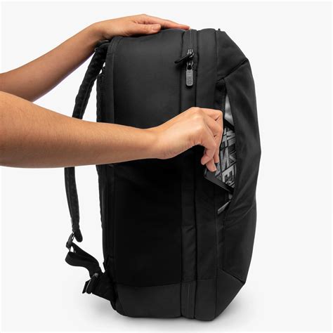 tortuga lite 40l backpack.